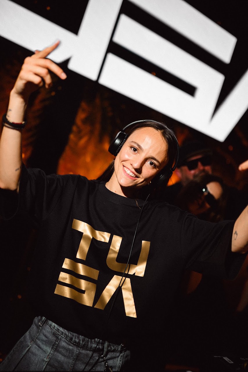 DJ Darina